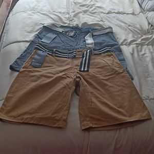 Men Belted Chino Shorts
